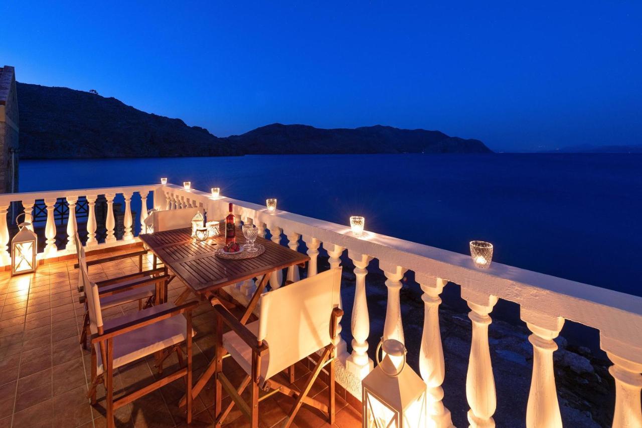 Maravelia Mare Guest House Symi Bagian luar foto